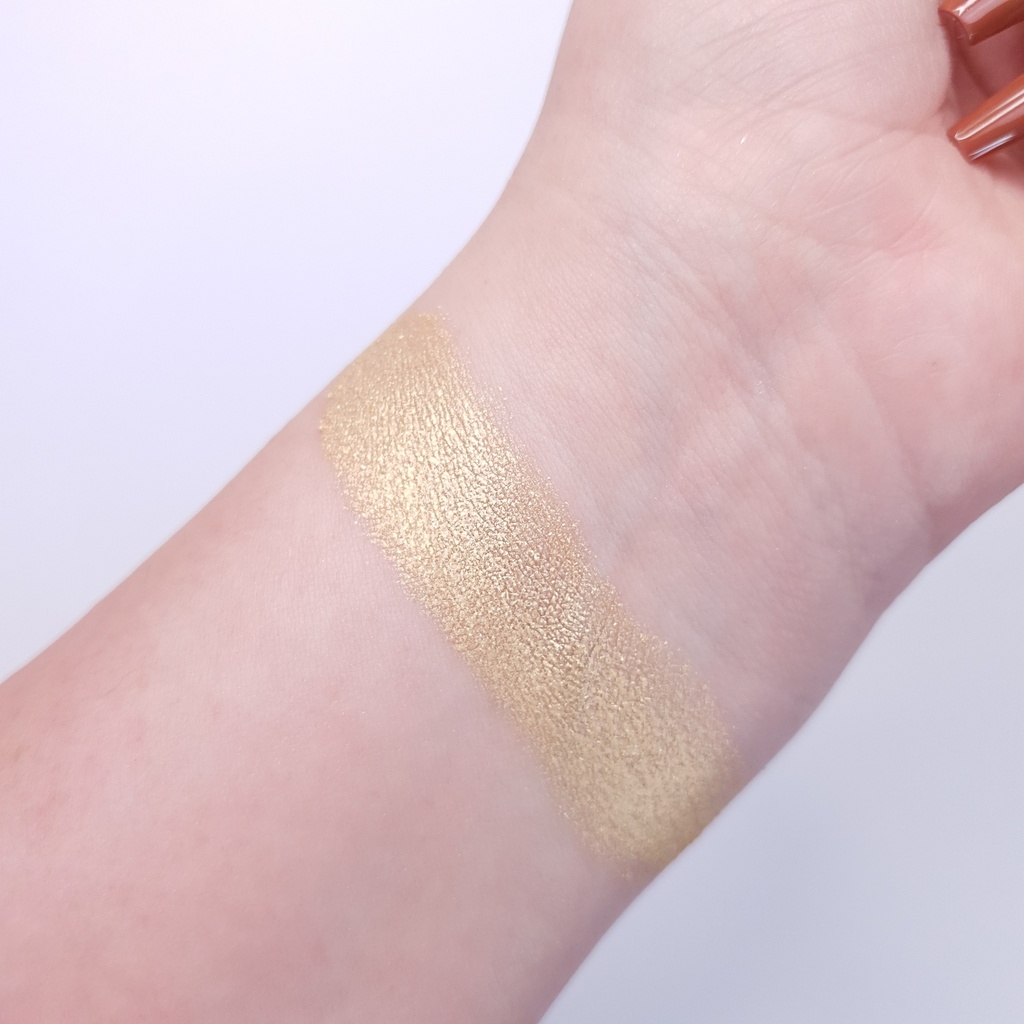Revolution Relove Super Highlight Gold