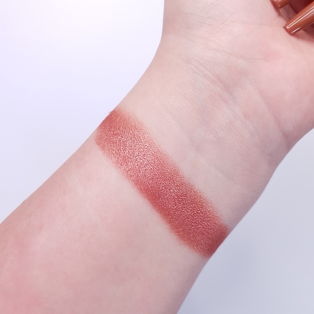 Revolution Relove Super Highlight Raspberry