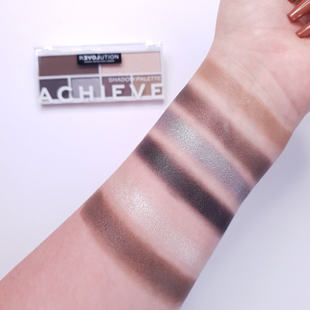 Revolution Relove Colour Play Achieve Shadow Palette 