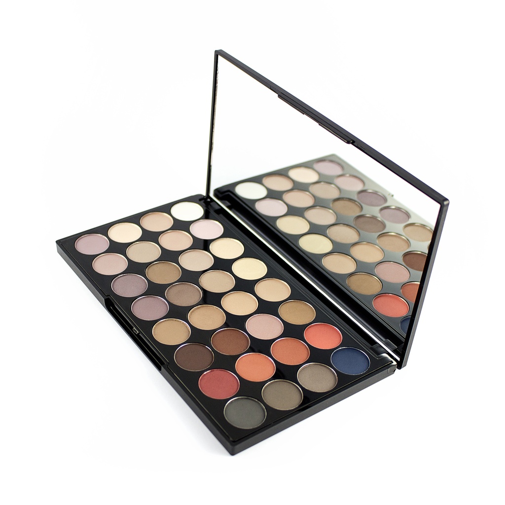 Makeup Revolution Ultra 32 Eyeshadow Palette Flawless matte 2 