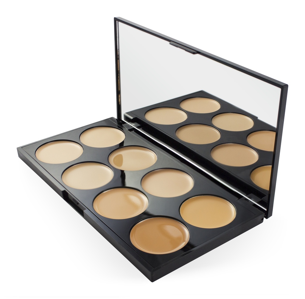 Makeup Revolution Ultra Cover and Concealer Palette Light