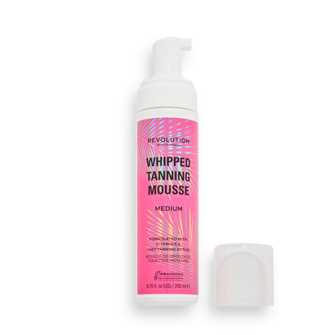 Revolution Beauty Whipped Tanning Mousse - Light/Medium