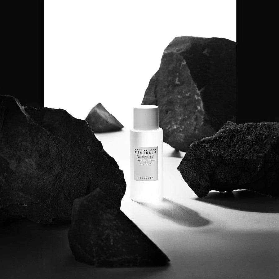 [2000006] SKIN1004 Madagascar Centella Tone Brightening Boosting Toner 210ml (GWP)