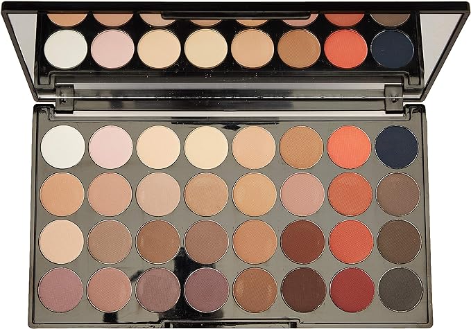 Makeup Revolution Ultra 32 Eyeshadow Palette Flawless matte 2 
